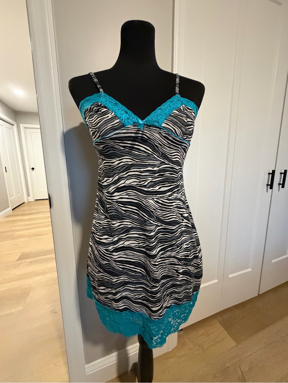 XOXO Y2K Inspired Zebra Print Lace-Trim Chemise in Teal